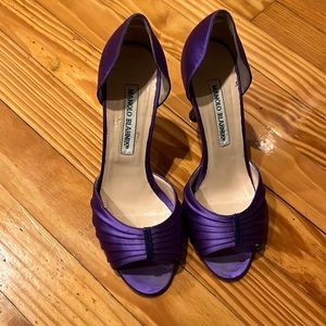 Manolo Blahnik. Size 35. Good condition.